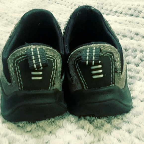 Lands'End dark grey suede sneakers - Picture 3 of 5